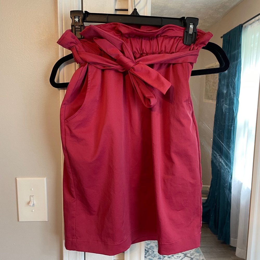 Stylish Pink Paperbag Waist Skirt